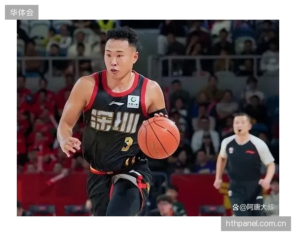 贺希宁荣膺常规赛MVP，其攻防一体表现是深圳队崛起的核心动力。
